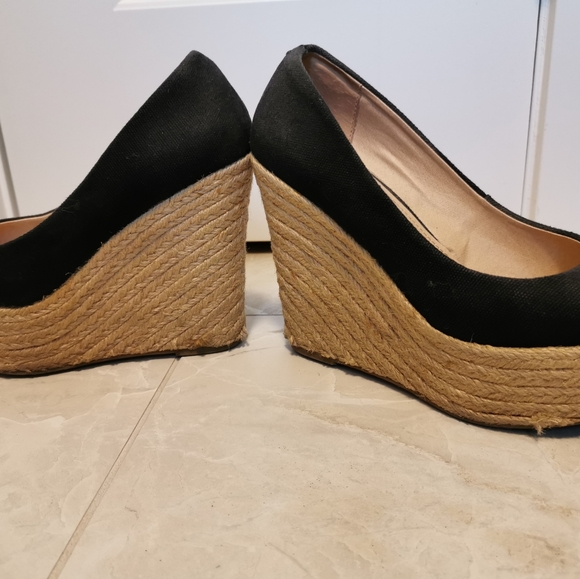 Steve Madden Wedges - Picture 3 of 5